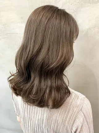 セミロング カラー 🫧透明感カラー🫧 OIKAWAのヘアスタイル