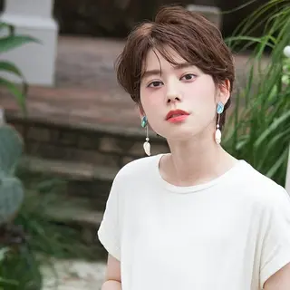 ショート 宇賀治 智のヘアスタイル