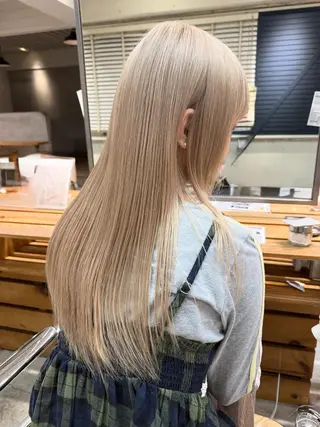 ロング カラー mellowman 【メロウマン】のヘアスタイル