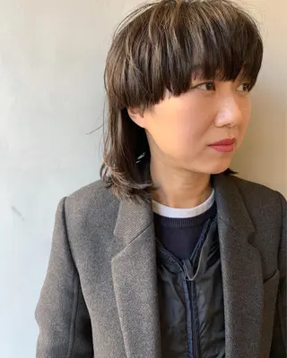 ミディアム Spiel KOMOのヘアスタイル