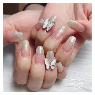 ミディアム ネイル 🐾enen style 🐾のネイルデザイン