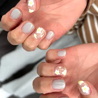 ネイル GLOW/NAIL 御幸店MaYuMiのネイルデザイン