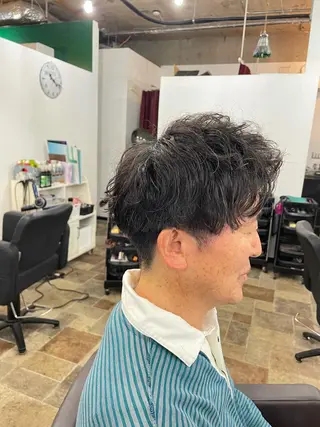パーマ 山本 総司のヘアスタイル