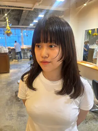 ミディアム カラー ナチュラル大人っぽい スタイル MAORIのヘアスタイル