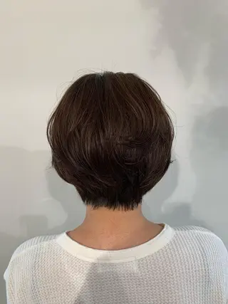 ショート カラー パーマ 加藤 綾華のヘアスタイル