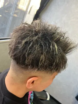 ミディアム 🌈予約の98%パ ーマ⭕️🌈福本のヘアスタイル