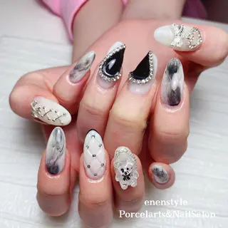 ミディアム ネイル 🐾enen style 🐾のネイルデザイン