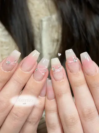 ネイル dimples yuki🎀 ꒷꒦♡のネイルデザイン