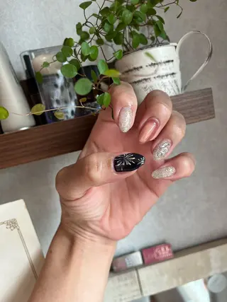 ネイル レイレア ネイルルームのネイルデザイン