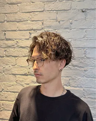 パーマ 浜村 来図のヘアスタイル