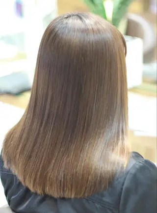セミロング パーマ 石川 雅貴のヘアスタイル