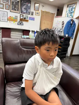 キッズ 高東 俊介のヘアスタイル