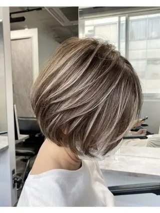 カラー 田中 光斗のヘアスタイル