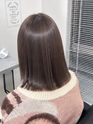ミディアム 韓国風🥀透明感 カラー🖤uraraのヘアスタイル