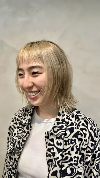 ミディアム Yuki☺︎パーマ レイヤーカットのヘアスタイル