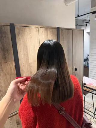 セミロング 似合わせ得意です🫆 ナカムラカイオウ🌎のヘアスタイル