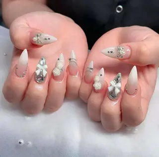 ネイル H.baby Nail Salonのネイルデザイン