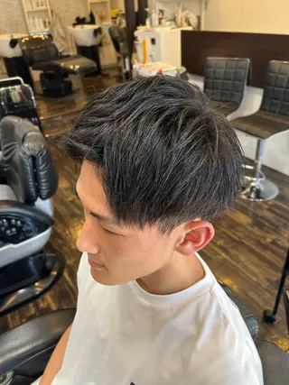ショート メンズ RYOMA (リョーマ)のヘアスタイル