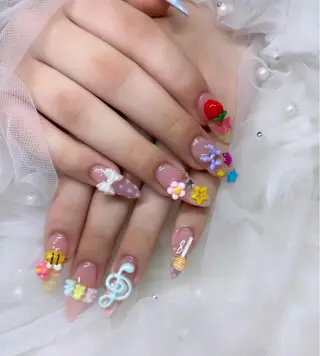ネイル i  beauty Torontoのネイルデザイン