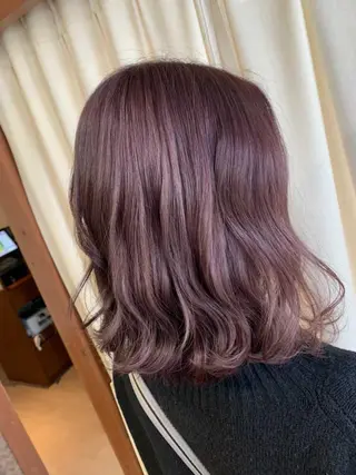 セミロング カラー ハイトーン得意😍 Lumiereのヘアスタイル