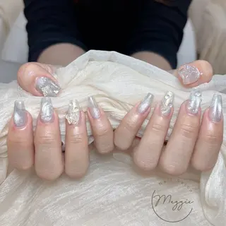 ネイル MaggieNail timiのネイルデザイン