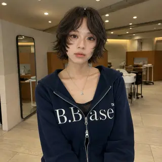 ショート カラー kakeru/ ミディアムレイヤーのヘアスタイル