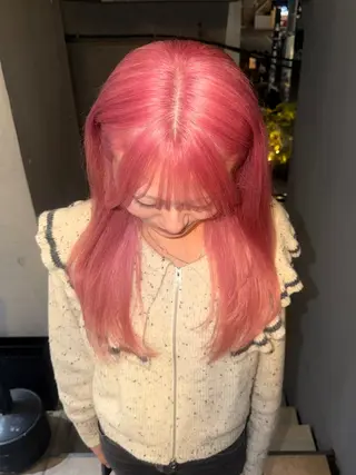 ロング カラー ミルクティーベージュ ブリーチ🖤サヤカのヘアスタイル