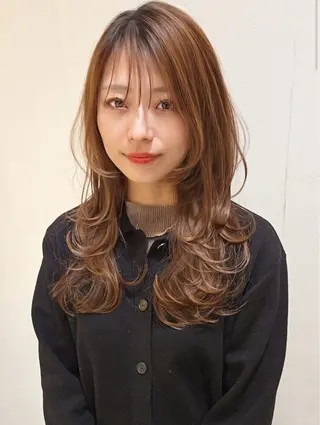 ロング 蔵元 紀葉のヘアスタイル