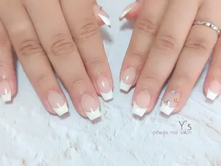 ネイル YUMI NAGAI のネイルデザイン