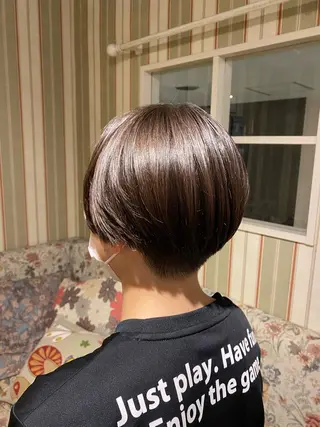 ショート LUVISM新潟🎀 透明感カラー/ミユのヘアスタイル