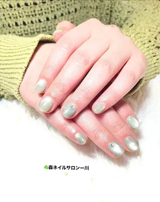 ネイル 森 ネイル サロンのネイルデザイン