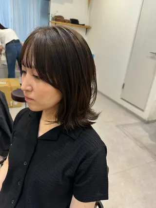 セミロング カラー 似合う髪型見つけます AYAKAのヘアスタイル