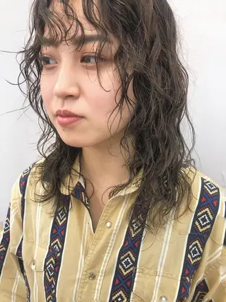 ミディアム パーマ 関 京磨のヘアスタイル
