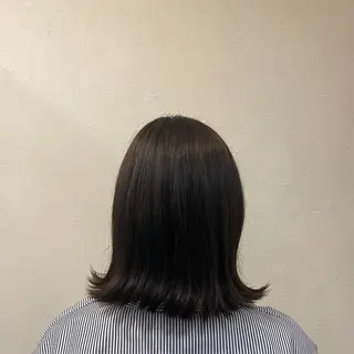 ミディアム カラー シミズ チハルのヘアスタイル