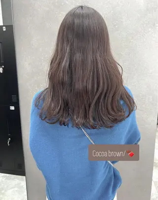 セミロング カラー パーマ ヘアアレンジ メンズ キッズ ネイル マツエク・マツパ 韓国🇰🇷レイヤー カットオリーブカラーのヘアスタイル