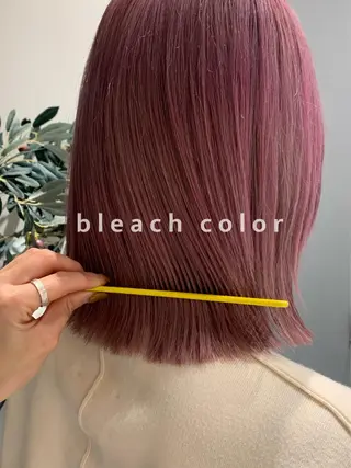 ミディアム カラー RINA🧤 デザインとボブのヘアスタイル