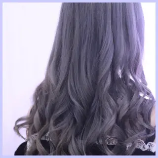 セミロング カラー 🫧あ お🫧 心斎橋のヘアスタイル
