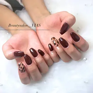 ネイル VIAS 〜EYE&NAIL〜のマツエク・マツパデザイン