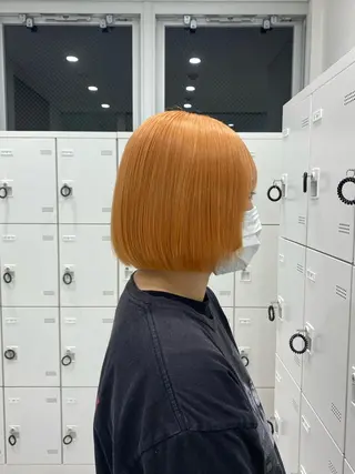 ショート カラー センターパート特化 井上健太のヘアスタイル