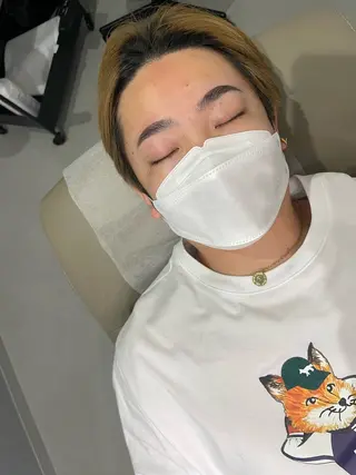 メンズ アイブロウ 池田 麻未の眉毛・アイブロウイメージ
