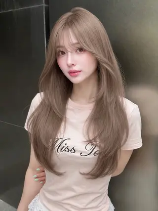 ロング カラー レイヤーダブルカラー KYONのヘアスタイル