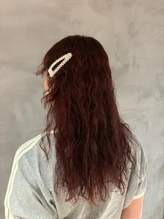 ロング KAREN(ému) 伏見/カットモデルのヘアスタイル