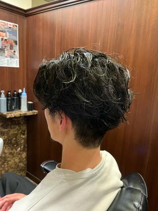 パーマ メンズ ヒロ銀座川崎 志田健介のヘアスタイル