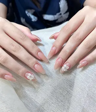 ネイル IN’S Rachaelのネイルデザイン