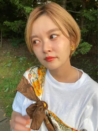 ショート カラー Basis 田口豪司のヘアスタイル