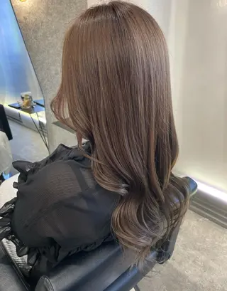 ロング STUD YUKIのヘアスタイル
