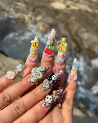 ネイル 2 MeNail 個性派ネイル🦄のネイルデザイン