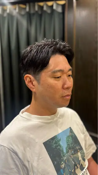カラー ナカヤマ タケシのヘアスタイル