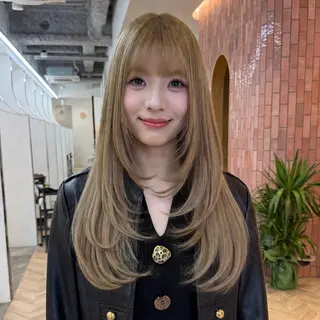 ロング カラー 柔らかいbeige ¦韓国¦🩰マユ🩰のヘアスタイル