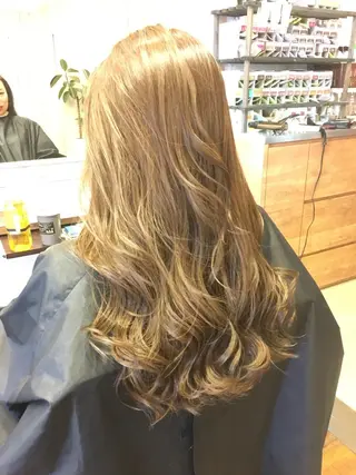 ロング ハイトーン得意😍 Lumiereのヘアスタイル